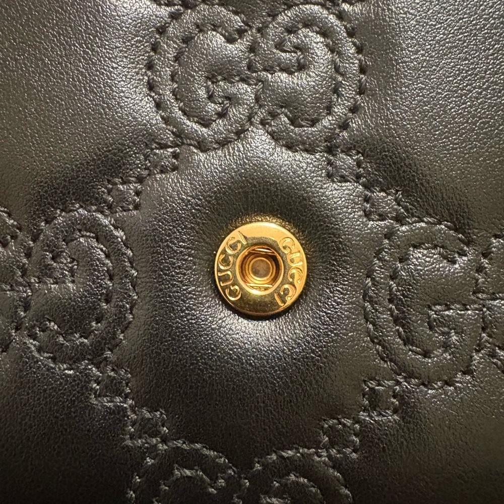 Gucci GG Matelassé Black Leather Wallet EUC - Picture 8 of 10